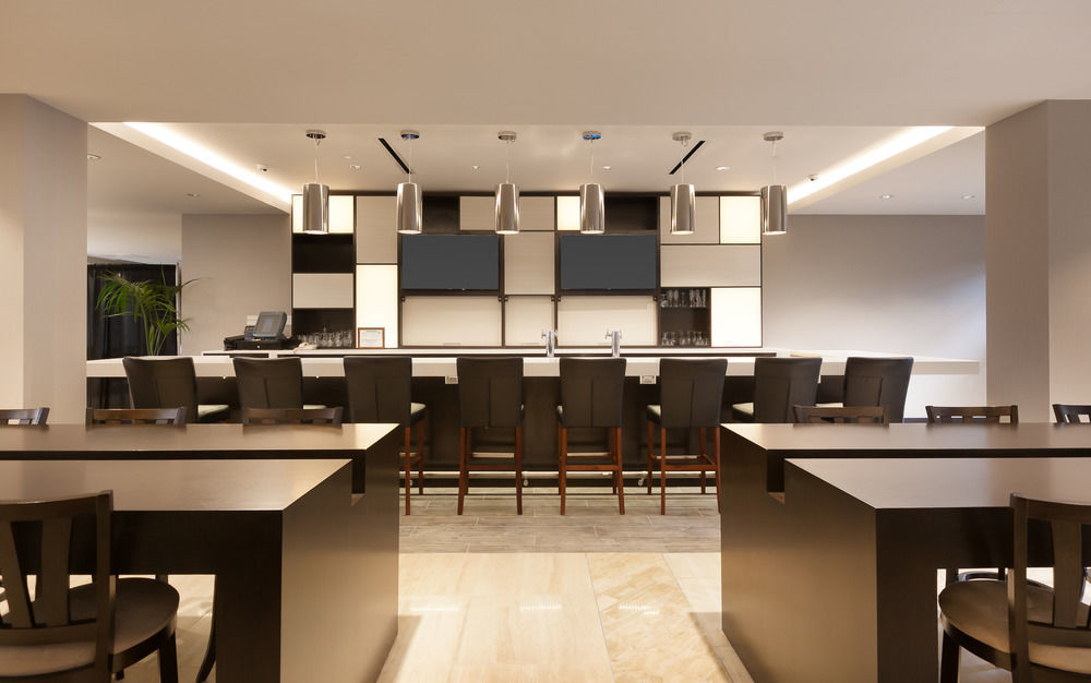 Doubletree By Hilton Hotel & Suites Houston By The Galleria מראה חיצוני תמונה
